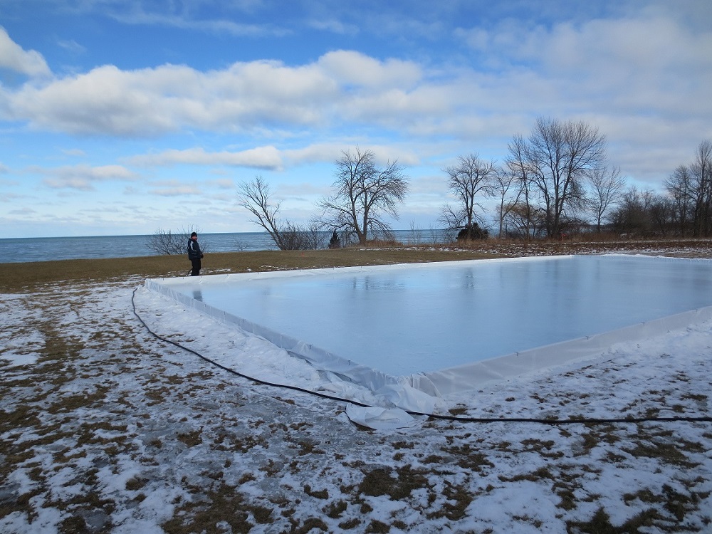 Backyard Rink or Lake Rink